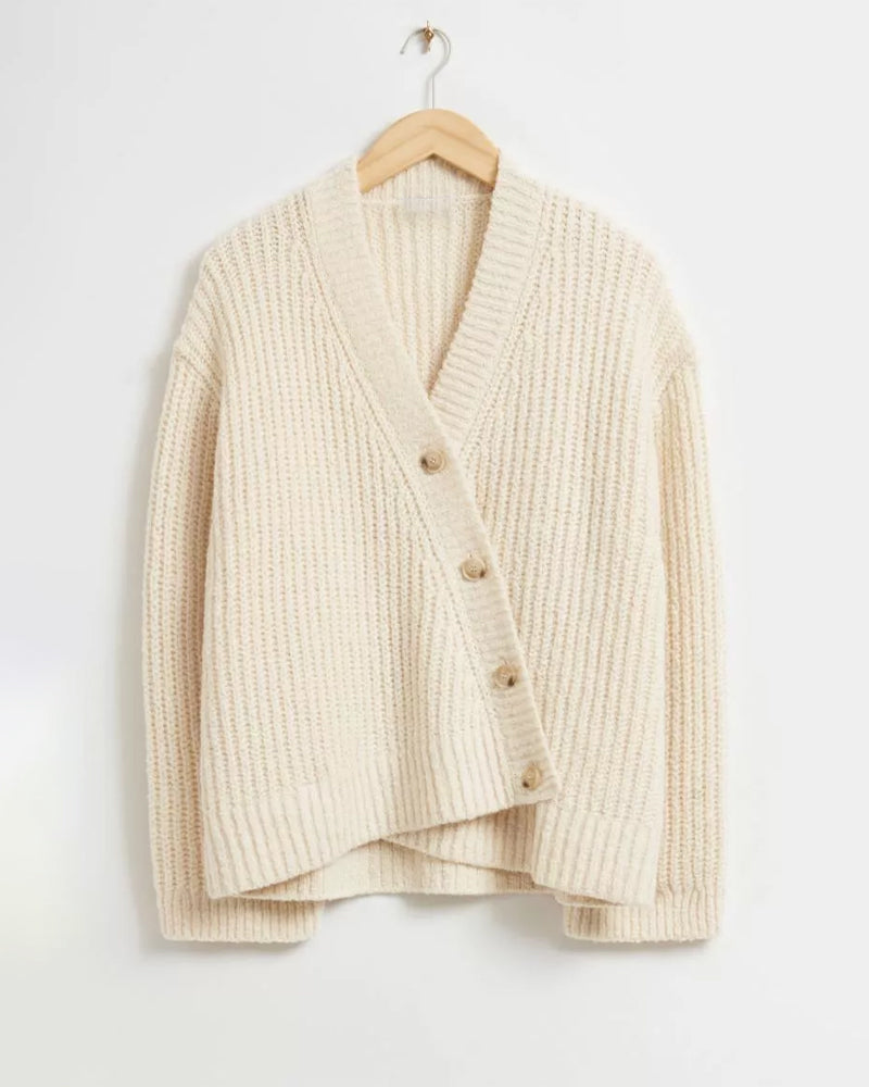 Eleganter, schlichter, asymmetrischer Cardigan mit Knöpfen für Damen