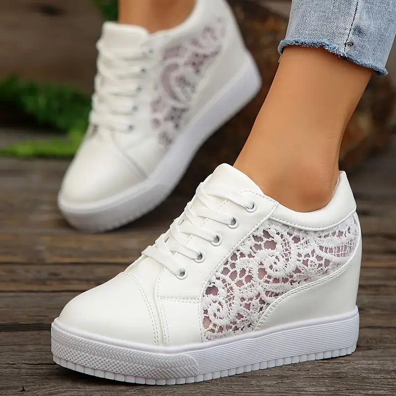 Schicke trendige Sneaker für Damen