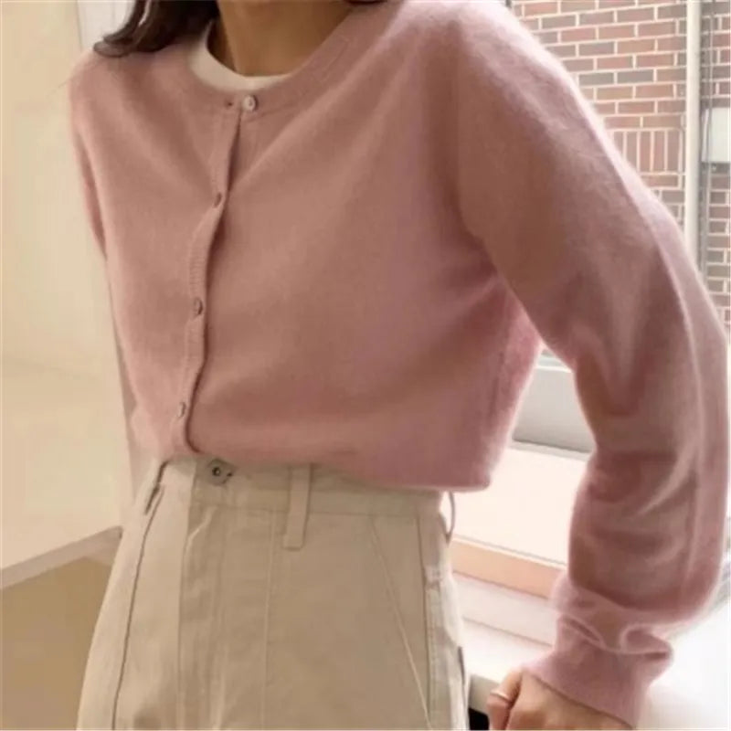 Weicher Pink Cardigan mit Rundhalsausschnitt und Knopfleiste – für Damen