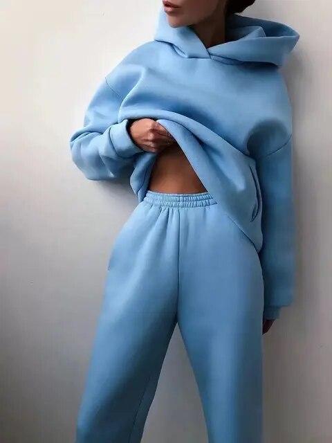 Stilvolles, minimalistisches, bequemes Winter Tracksuit Set für Damen