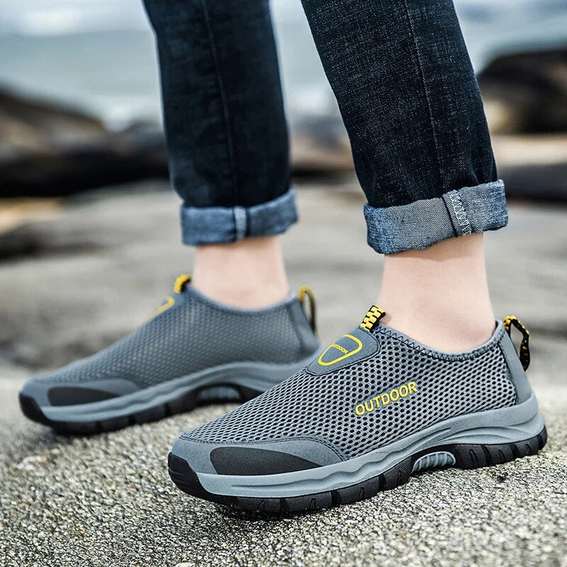 Funktionale, atmungsaktive, komfortable Mesh Slip-On Sneakers für Herren