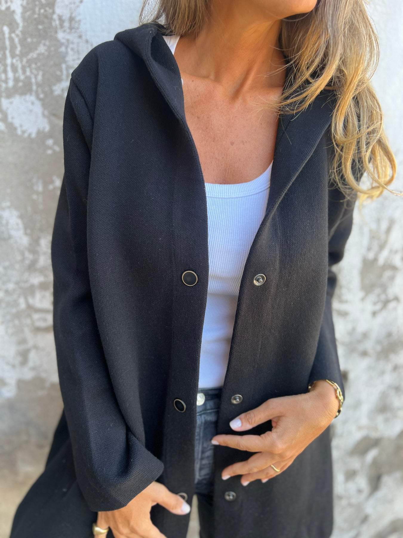 Elegante, gemütliche Herbst-Strickjacke mit Kapuze für Damen